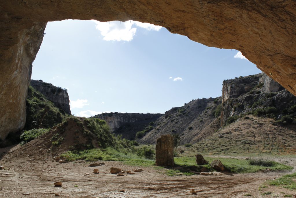 Puebla de Albortón